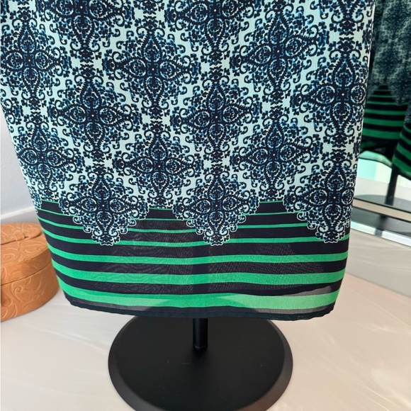 CAbi‎ Camisole Blue and Green Geometric Tank Top - Picture 7 of 12